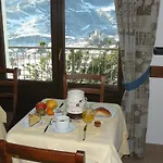 Couette-café Verger Plein Soleil 4*