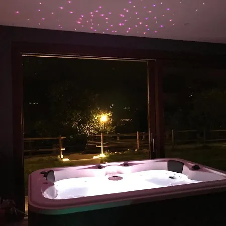 住宿加早餐酒店 韦尔热普莱因马戏团住宿加早餐旅馆 4*