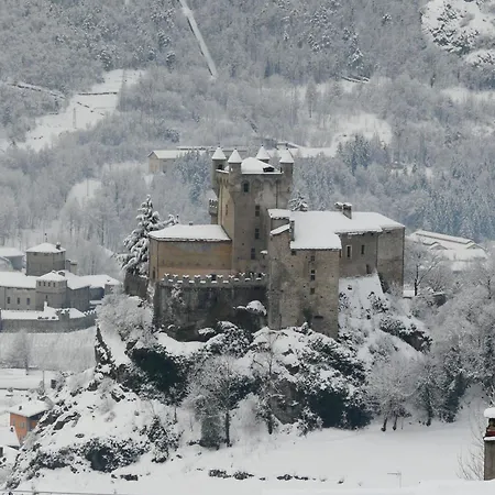 韦尔热普莱因马戏团住宿加早餐旅馆 4*